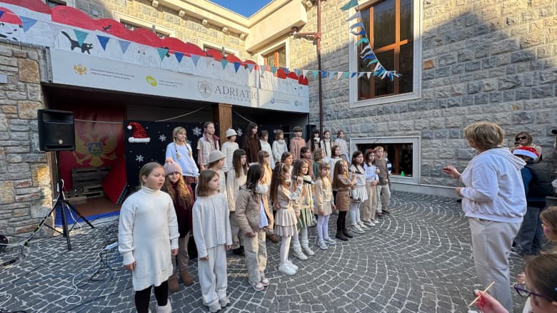 New Year Charity Fair TOPLA ZIMA 2025