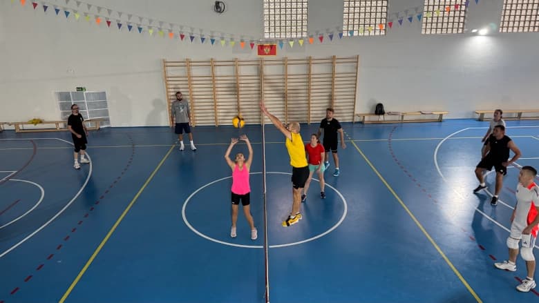 Match “Teachers vs Parents” in Volleyball