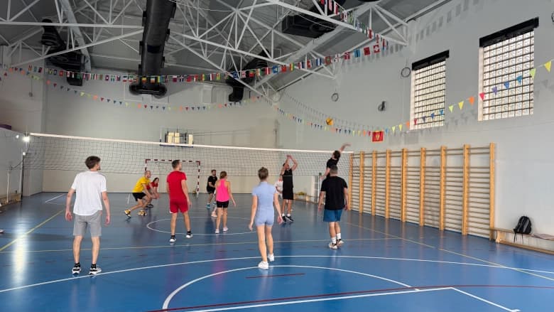 Match “Teachers vs Parents” in Volleyball